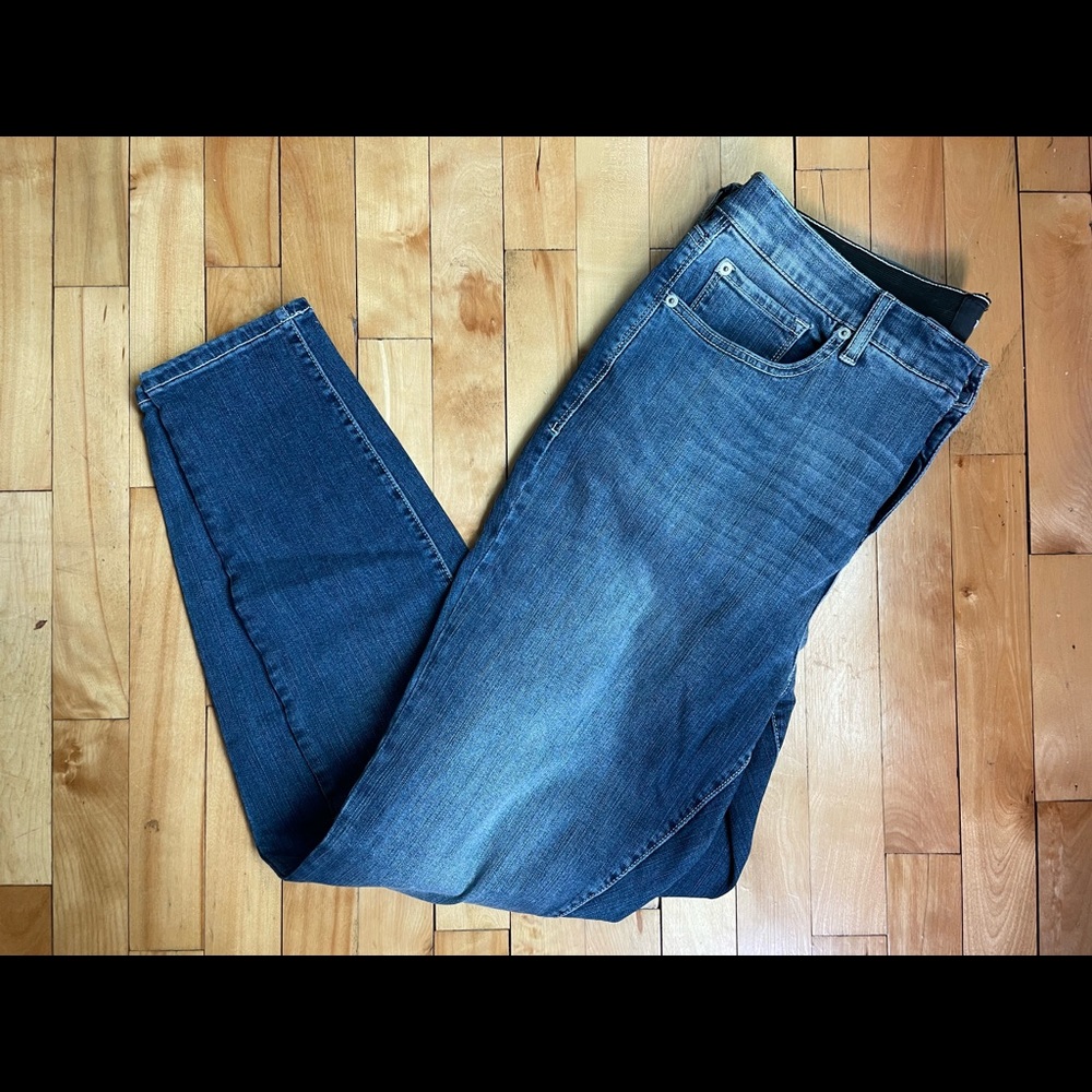 Torrid blue jeans. Size 18T
